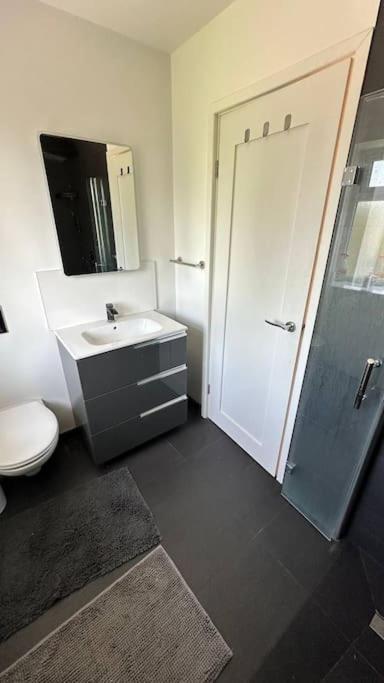 Stunning 3 Bed House Sleeps6 Villa Nottingham Exterior photo